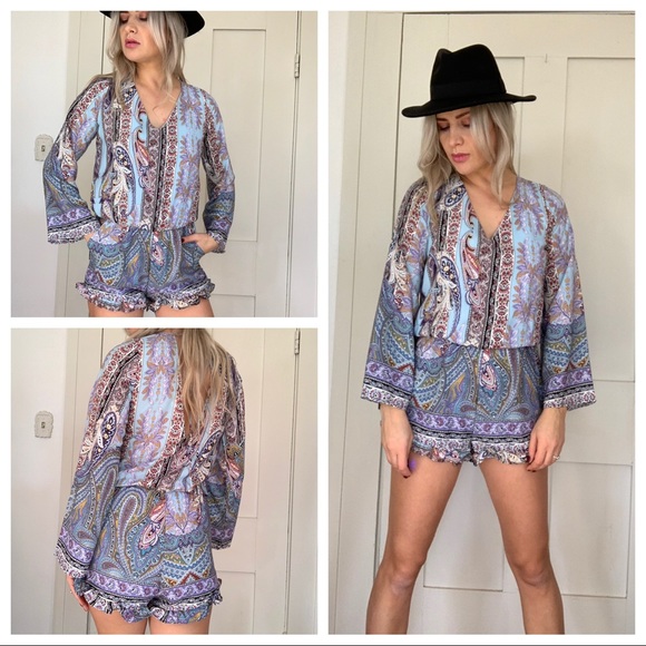 Altar'd State Other - Alter’d State Boho Paisley Romper Pockets Blue Sm